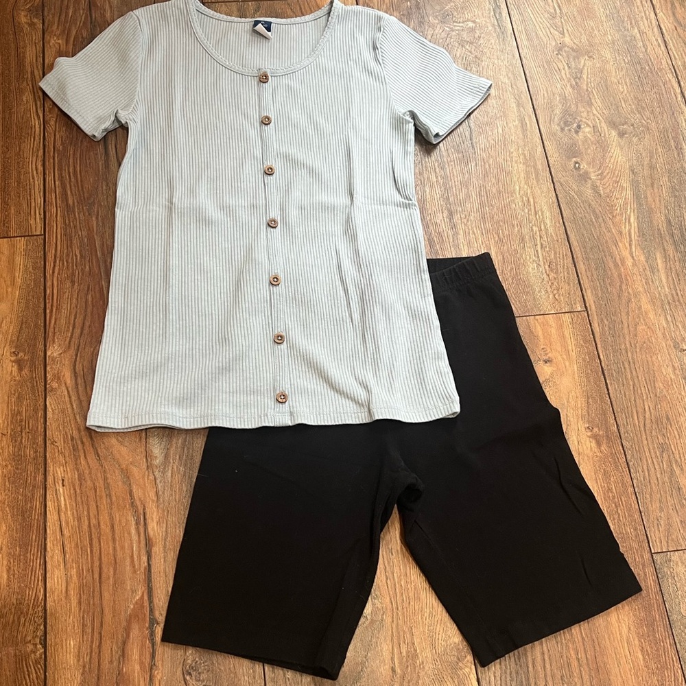 { old navy } Button-Up Top and Black Shorts Set